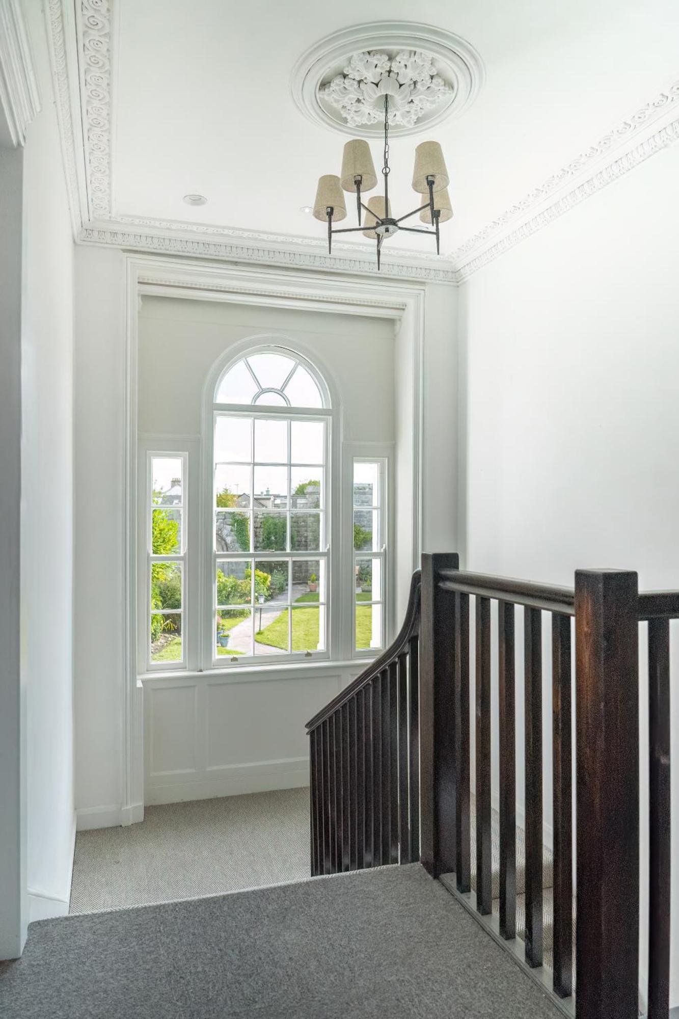 Lonsdale House Boutique Apartments อัลเวอร์สตัน ภายนอก รูปภาพ